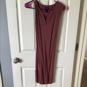 Women's Sleeveless Dress in Mauve